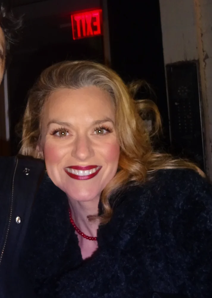 Hilarie Burton portrait