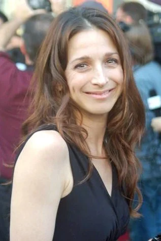 Marin Hinkle portrait