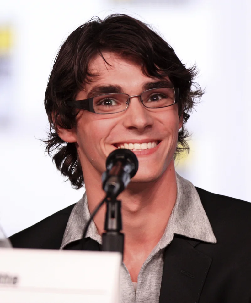 RJ Mitte portrait