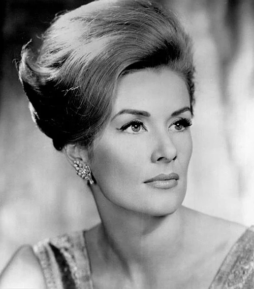 Sally Ann Howes portrait