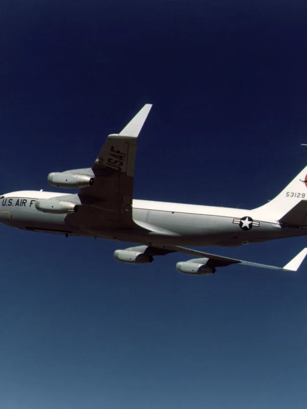 High-Speed Jet Airliner