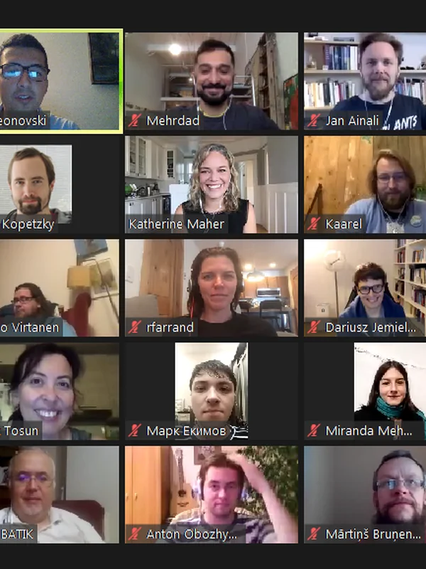 Online Photo Sharing