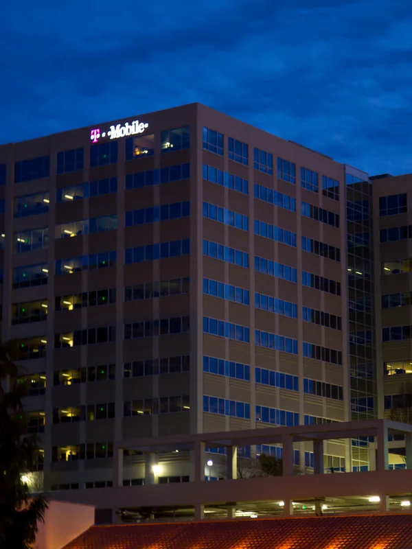 High-Speed Mobile Data (4G Concept)