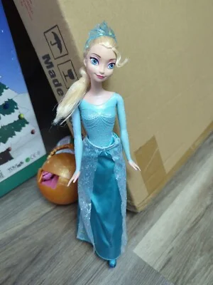 Frozen Sing-Along Elsa Doll